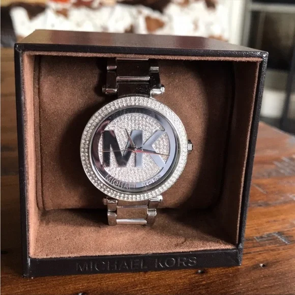Michael Kors | Accessories | Michael Kors Watch Mk 5925  display picture 2